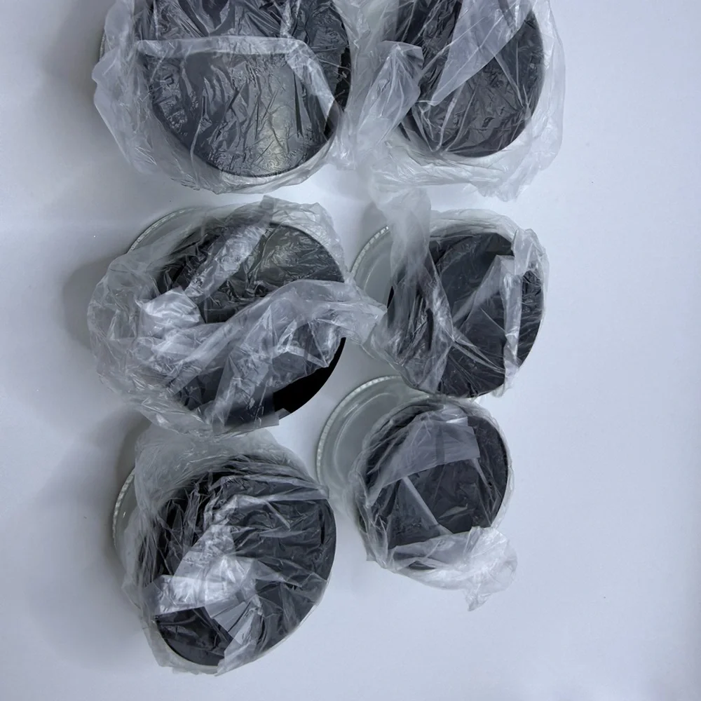 Set of 6 clear glass Jars for cosmetic/skincare products. Travel size 30 ml